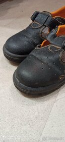 Pracovní boty do zahrady  nebo do práce velikost 40 - 2