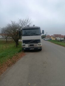 Volvo Fh 12 hákový nosič kontejnerů - 2