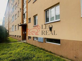 Pronájem bytu 2+1, 50 m2 s lodžií - 2