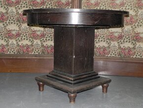 Starý kulatý stůl - 2
