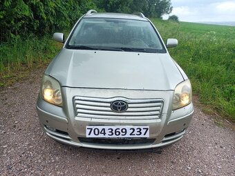 // TOYOTA AVENSIS t25 2.0 D-4D // DÍLY - 2