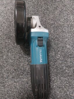 Úhlová bruska Makita GA5030R - 2