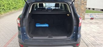 Prodám Ford Kuga Titanium 1.5 EcoBoost 150k man (2019) - 2