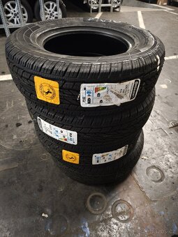 235/70R16 106H Continental Cross Contact LX2 - 2