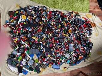 Lego kostičky mix 9kg - 2