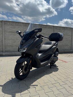 Honda Forza 125 Akrapovic - 2