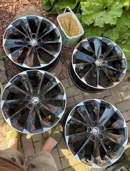 Prodám originální alu kola Škoda Supernova R19 - 2