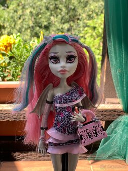 Monster High Rochelle Ghouls Night Out - 2