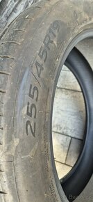 Prodám letní sadu 4 pneu originál Tesla model Y - 2