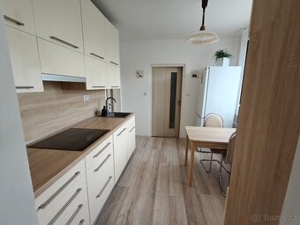 Byt 3+1 s balkonem, spíží a dvěma kójemi - 2