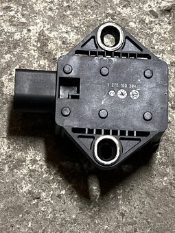 BOSCH 8E0 907 637 - 2