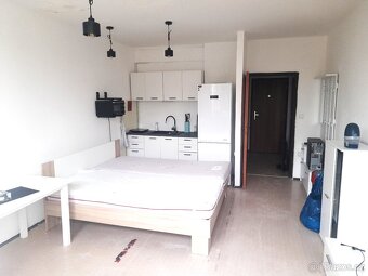 Pronájem bytu 1+kk, 29 m2, ul- Hasičská, Balkon - 2
