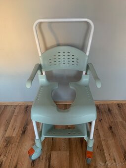 Toaletní křeslo - 2