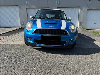 Mini Cooper S 1,6 128kw benzín - 2