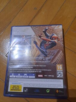Spider - Man PS 4 - 2