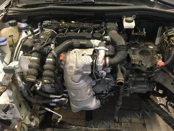 Citroen C4 1.6hdi Typ 9HX - 2