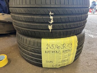 245/40 R19 - 2