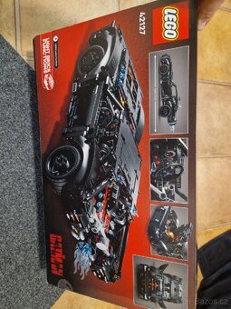 LEGO 42127 - Batmobil - 2
