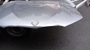 Kapota BMW  X3 F25 - 2