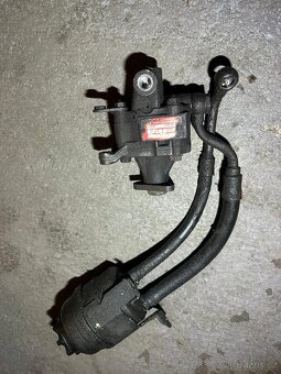 Servo pumpa BMW e36 - 2