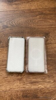 Silikonové pouzdro na iPhone 16 pro Max - 2