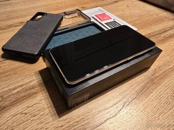 Samsung Galaxy S21+ 5G - 2