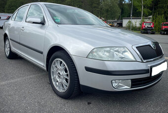 ŠKODA OCTAVIA II Ambiante sedan 1,6 MPI - 2