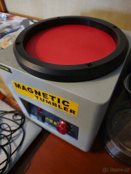 Magnetická leštička na šperky, příkon 250 W, rychlost 2000 - 2