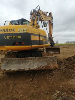 Kolové rypadla JCB - 2