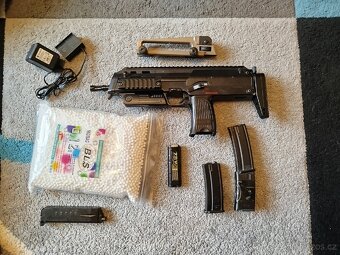airsoftová zbraň MP7 - 2