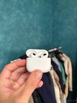 Apple Airpods 3 sluchátka - 2
