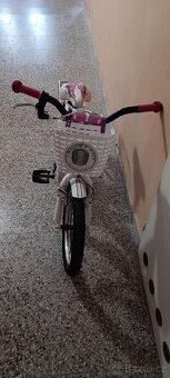 Dětské (dámské) kolo, skoro nové,v top stavu. . - 2
