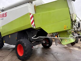 Claas Lexion 440 V660 - 2