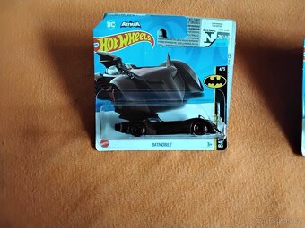 Hot Wheels 4 - 2
