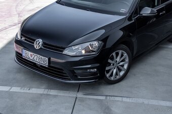 Volkswagen Golf - 2