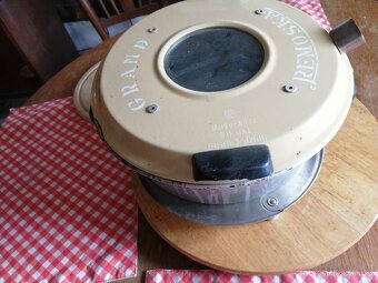 Remoska Grand 32 cm - 2