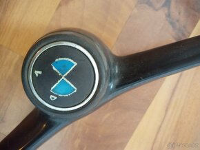 Volant BMW 700 - 2