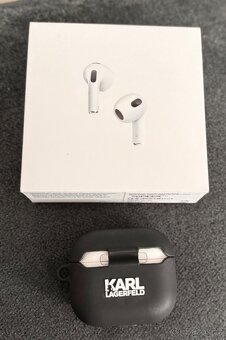 Sluchátka AirPods 3rd generation - 2