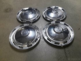 VW brouk 1966/67 Originál poklice a límce - 2
