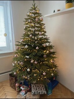 Umělý vánoční strom Smrk Nordic 3D 220 cm - 2