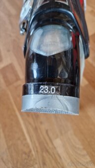 Dámské / dívčí lyžáky (přeskáče) vel. 22.5-23.5 (275mm) - 2