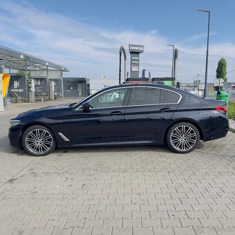 BMW 530 XD 4X4 MSport servis Bmw TOP STAV - 2