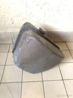 Prodám originální nádrž na jawa pionýr 50 typ 20 a 21 - 2