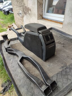 Loketní opěrka Octavia 2 - 2