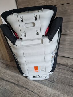Autosedačka Britax Römer 15 až 36 kg černá - 2