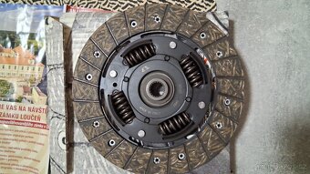 Prodám 1x spojkovou lamelu Fiat Punto 1.7D/TD - 2