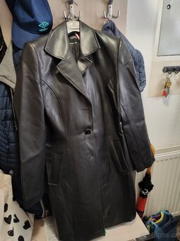 Dámský koženkový kabát vel.40 - 2