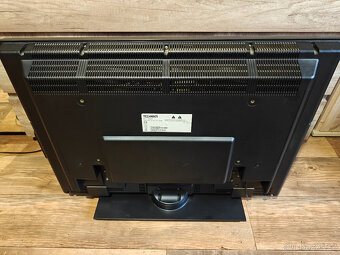 Televize 32" Technika LCD32ID-207CE - 2