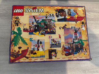 LEGO Pirates 6279 Skull Island - 2