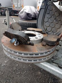 Zánovní brzdové kotouče Opel - 2